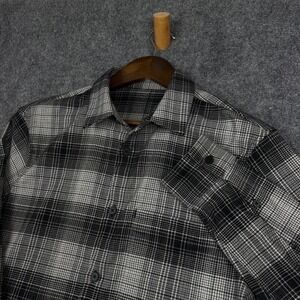 Lululemon Plaid Button Down Shirt Mens M Black White Long Sleeve Commuter 0379